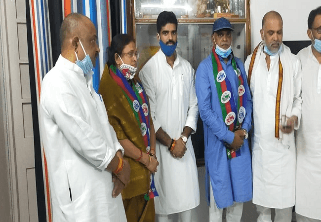 Bihar Election Update : BJP नेताओं का नया ठिकाना बन रहा है लोजपा ! अब इस दिग्गज नेता ने थामा पार्टी का दामन