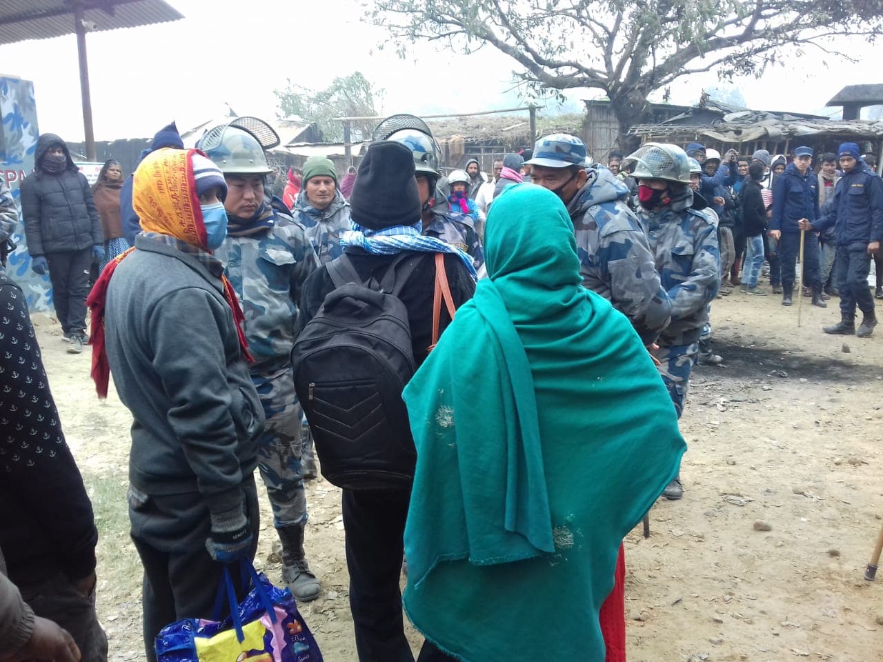 Indo Nepal Border News : जब नेपाल बॉर्डर पर लगने लगा 'केपी ओली मुर्दाबाद' के नारे..जानें क्या है पूरा मामला