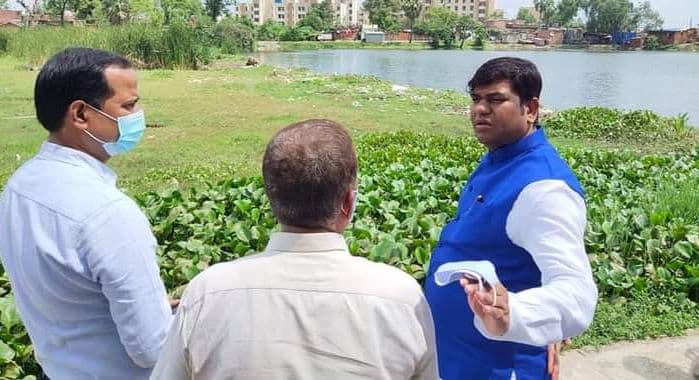 Mumbai Building Collapse: मुंबई में 4 मंजिला बिल्डिंग गिरी तो बिहार में पसरा मातम, 10 मजदूर मलबे में दबे