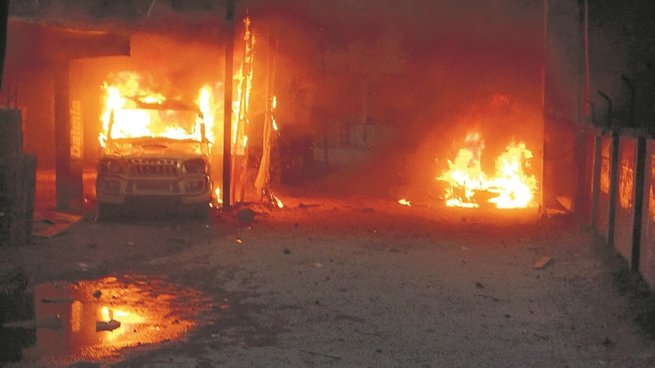 बिहारशरीफ हिंसा: अबतक 80 से अधिक लोग गिरफ्तार, CCTV व वीडियो फुटेज से पकड़े जा रहे उपद्रवी, बोले डीएम…