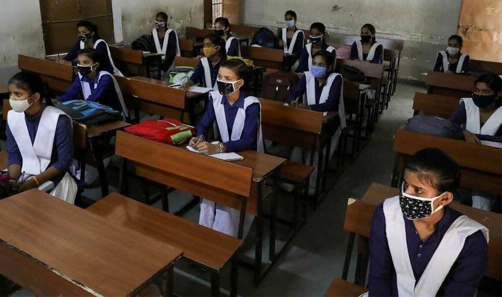 झारखंड में अब कोरोना में भी पढ़ाई नहीं होगी बाधित, 12वीं तक के विद्यार्थियों को मिलेंगी ये सुविधाएं