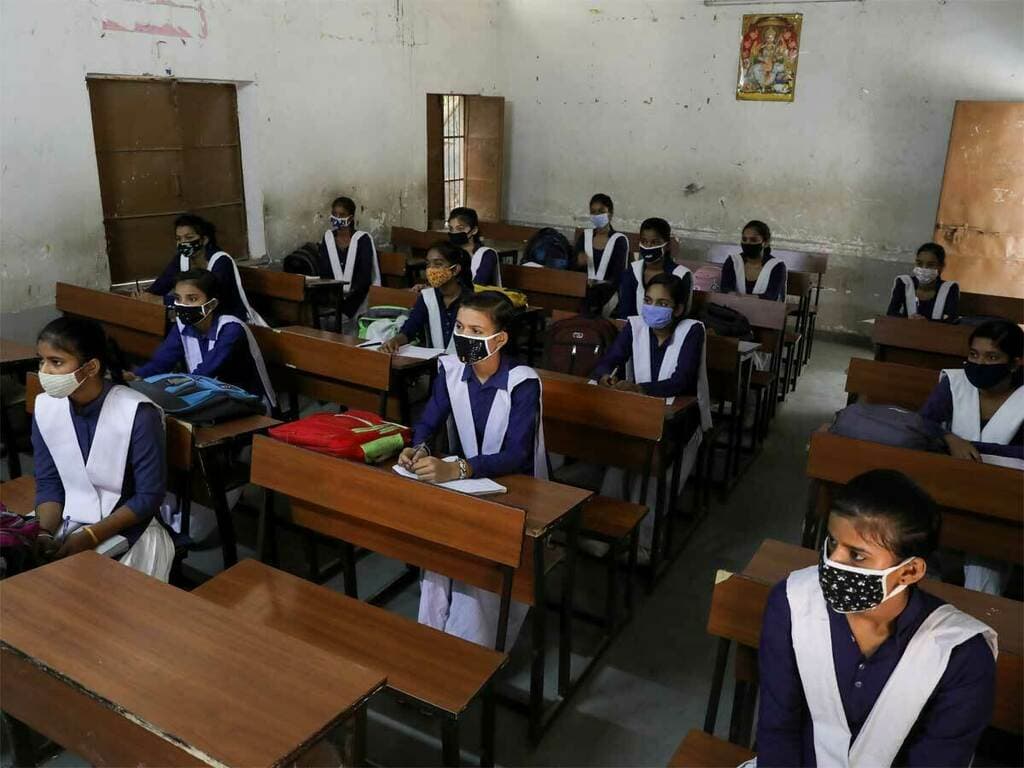 देश के कई राज्यों में 12 जुलाई से खुलेंगे स्कूल, दिल्ली -यूपी सहित कई राज्यों का ये है फैसला...