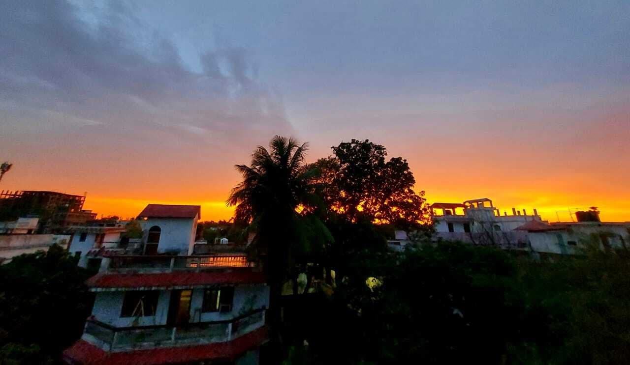 थंडरस्टॉर्म की गिरफ्त में बिहार, कई जगहों पर तेज बारिश के साथ चमकी आकाशीय बिजली