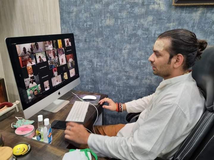 लालू यादव के साथ वर्चुअल मीटिंग के बाद में तेज प्रताप, हॉस्पिटल निरीक्षण के बाद मंगल पांडेय का मांगा इस्तीफा