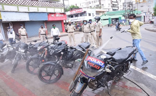 Covid-19 Pandemic in Bihar Updates : लॉकडाउन में तैनात पुलिस कर्मियों तक पहुंचा कोरोना, सैकड़ों पुलिसकर्मी क्वारेंटाइन