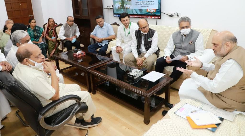 '50 प्रतिशत आरक्षण सीमा हटवाना चाहता है बीजद',  गृहमंत्री अमित शाह से मिले पार्टी के सांसद