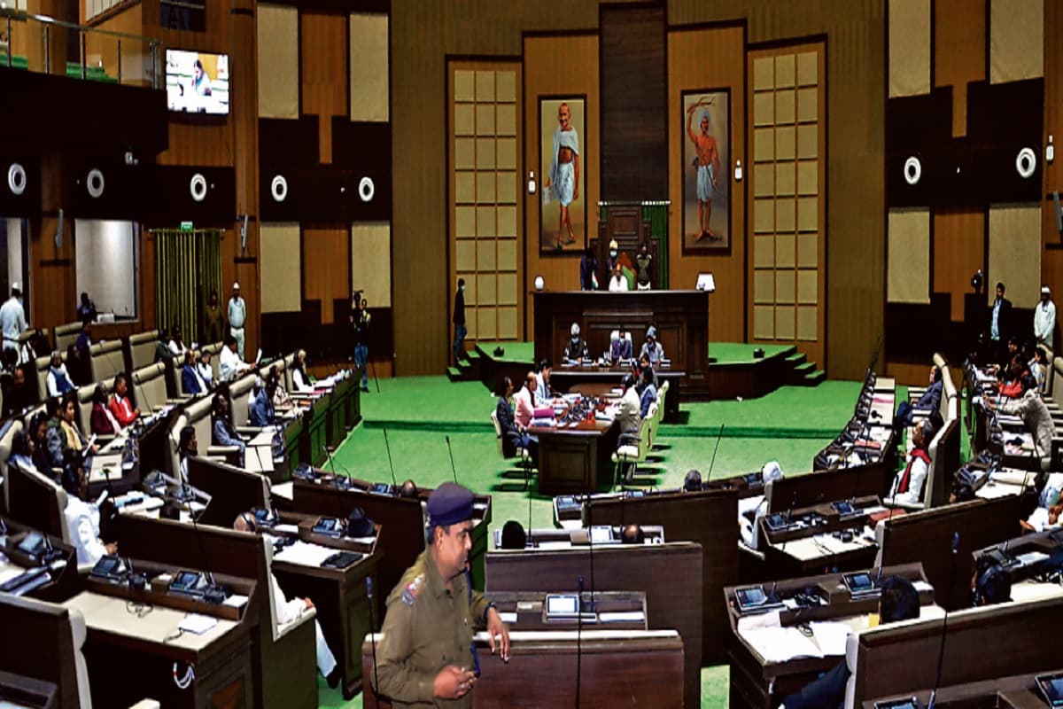 झारखंड विधानसभा शीतकालीन सत्र: 17 घंटे की कार्यवाही में आठ विधेयक पारित, 326 सदस्यों के प्रश्न प्राप्त