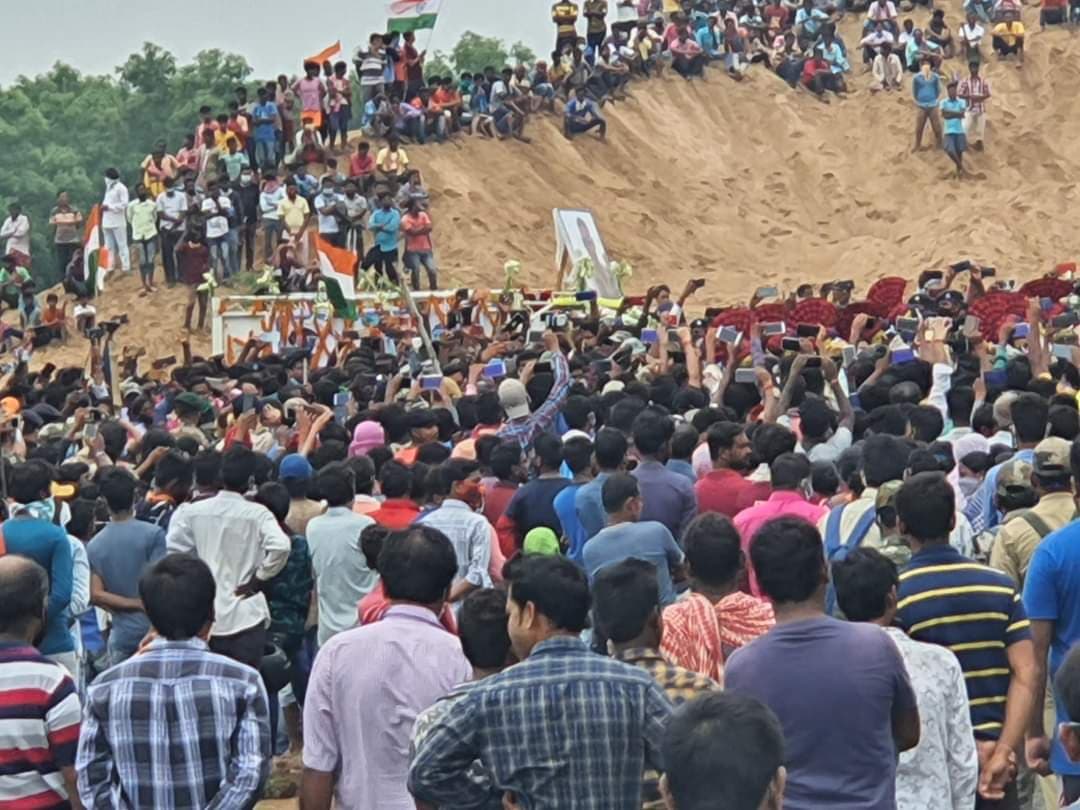 बंगाल के दो वीर योद्धा गार्ड ऑफ ऑनर के बाद पंचतत्व में विलीन, चीनी सैनिकों के साथ लोहा लेते हुए लद्दाख में हुआ था शहीद