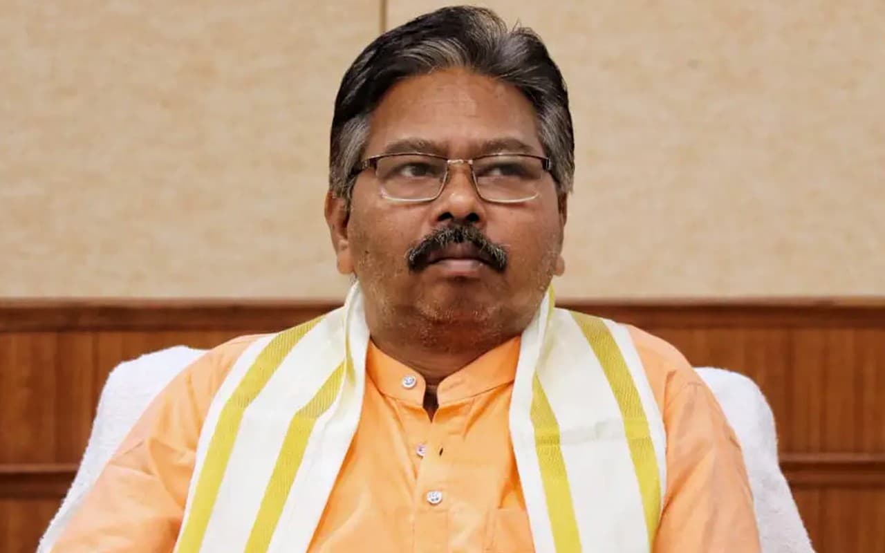 रांची में हो रहा 207 आदिवासी युवाओं का कौशल विकास, केंद्रीय मंत्री विश्वेश्वर टुडू ने कही ये बात