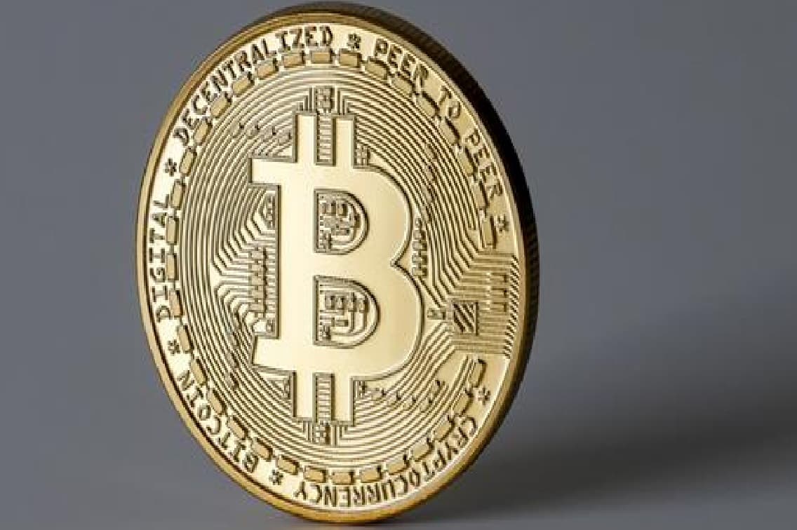 Bitcoin price in india :  बिटकॉइन तोड़ रहा है सारे रिकार्ड, कितना सुरक्षित है निवेश ?