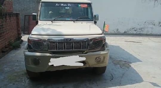 यूपी ट्रैफिक पुलिस ने कार में हेलमेट नहीं पहनने पर काट दिया चालान, एसपी ने दिए जांच के आदेश
