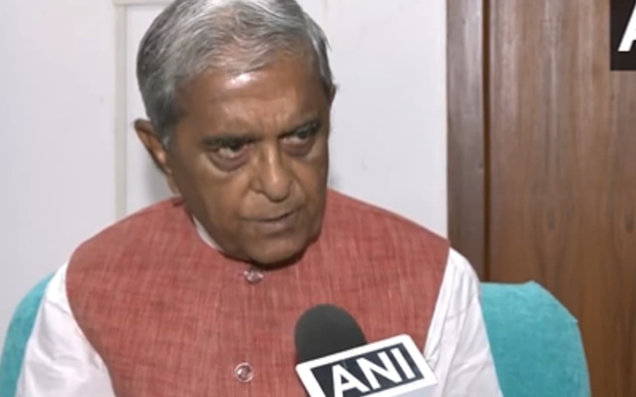 'INDIA' और 'Bharat' पर जंग शुरू, बोले बीजेपी सांसद- भारत शब्द हमारी संस्कृति का प्रतीक और इंडिया...