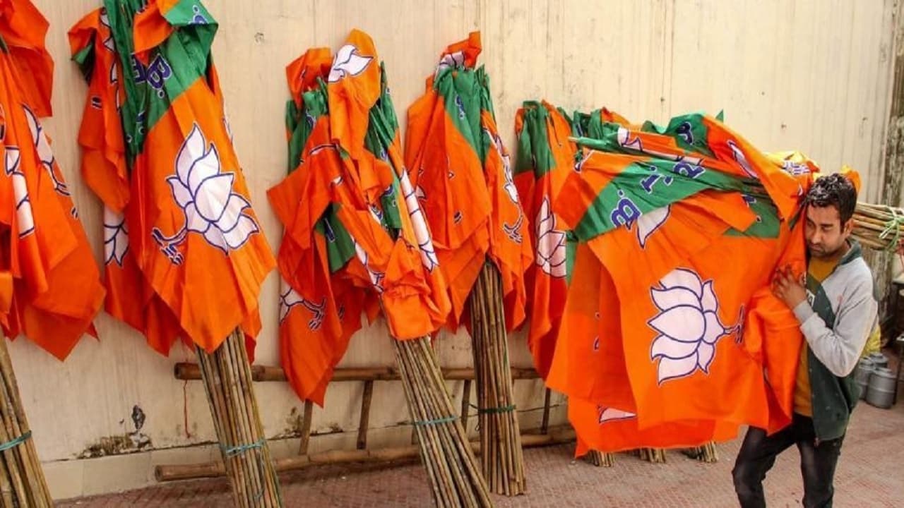 UP MLC Election 2022: BJP के नाम दर्ज होगा एक और बड़ा रिकॉर्ड, विधान परिषद में भी मिल सकता है बहुमत