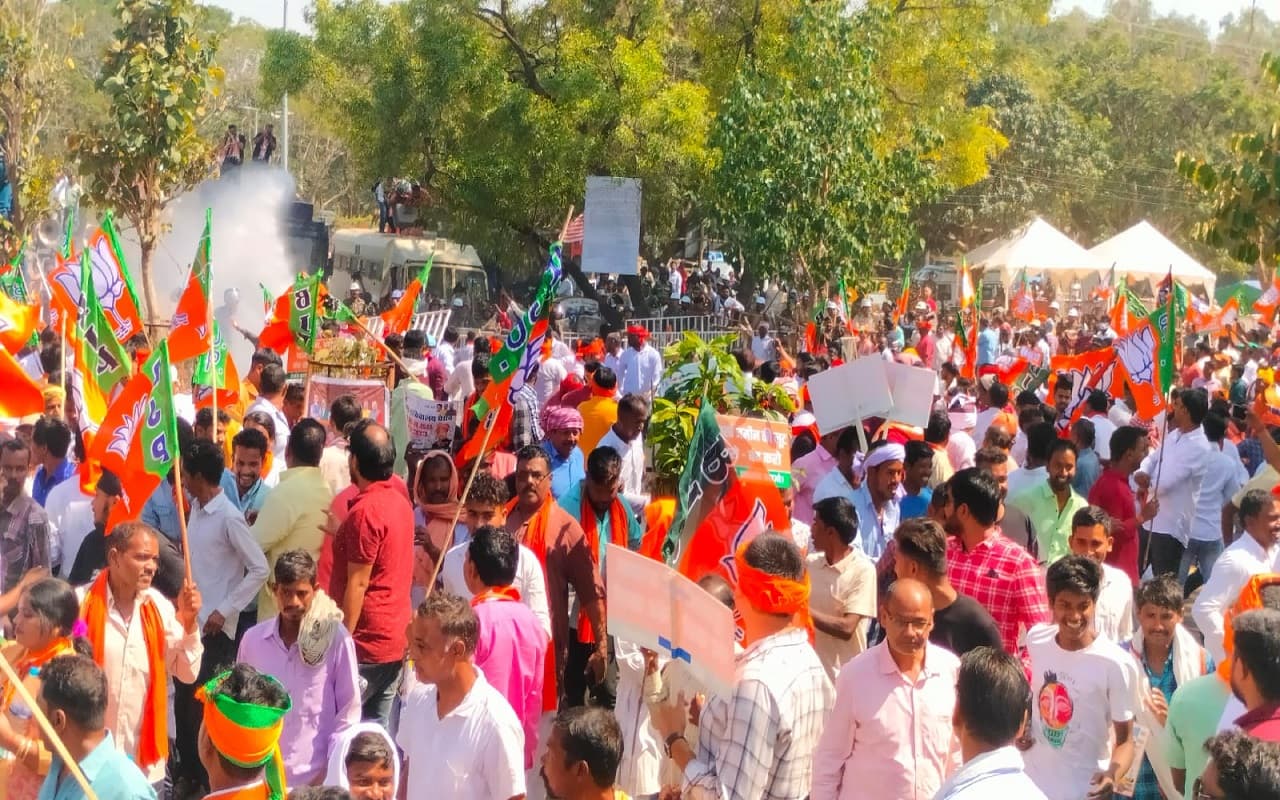 बीजेपी का सचिवालय घेराव: आंदोलन के तेवर में लौटी भाजपा, शुरू हुआ चुनावी रिहर्सल, कार्यकर्ता हुए रिचार्ज