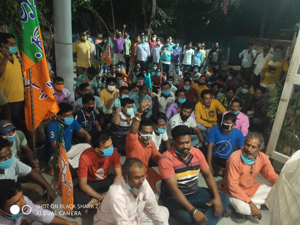 बीरभूम में BJP कार्यकर्ताओं पर TMC के हमले के विरोध में थाना घेराव, हमलावरों की गिरफ्तारी की मांग