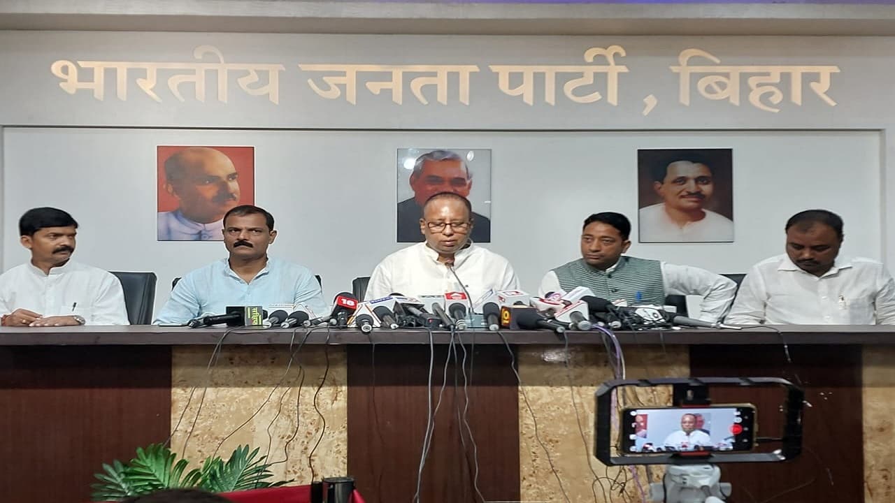 BJP ने तैयार किया 15 दिनों का प्लान, पीएम नरेंद्र मोदी के जन्मदिन पर 2 अक्टूबर तक मनायेगी सेवा पखवारा