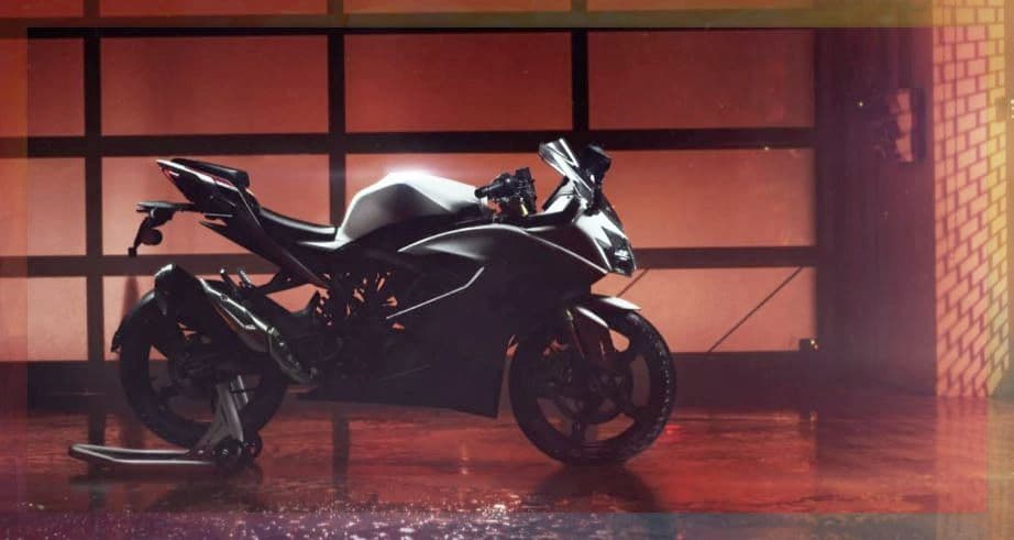 Kanpur News : मैनेजर ने अपने ही शोरूम से चुराई बीएमडब्ल्यू कार, ऑनलाइन सट्टा खेलने के शौक ने बनाया चोर