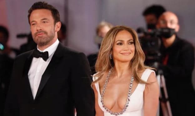 Jennifer Lopez Engagement: जेनिफर लोपेज और बेन एफ्लेक दूसरी बार की सगाई, दिखाई इंगेजमेंट रिंग