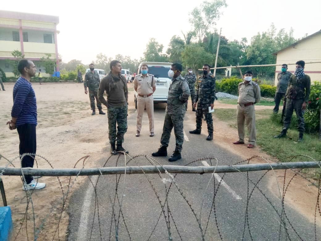 झारखंड की सीमा सील, एसपी ने कहा : छत्तीसगढ़ से राज्य में प्रवेश करने वालों पर रखें कड़ी नजर