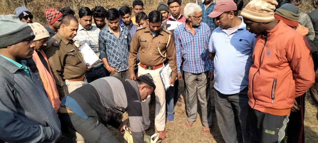 Jharkhand Crime News : झारखंड के बोकारो में महिला का शव बरामद, चेन्नई से शिक्षा मंत्री जगरनाथ महतो ने फोन पर ली जानकारी Jharkhand Crime News : झारखंड के बोकारो में महिला का शव बरामद, चेन्नई से शिक्षा मंत्री जगरनाथ महतो ने फोन पर ली जानकारी