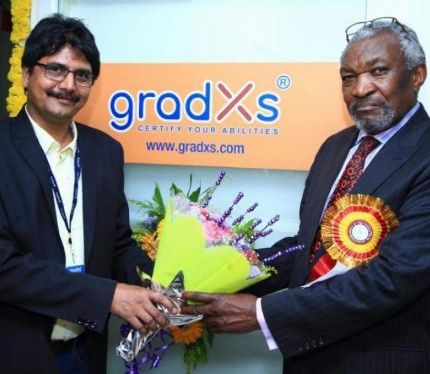 झारखंड के छात्रों के लिए विदेश से पीएचडी करना होगा आसान, जांबिया के लिविंगस्टोन अंतरराष्ट्रीय विश्वविद्यालय के रिसर्च को-ऑर्डिनेटर बने डॉ राकेश