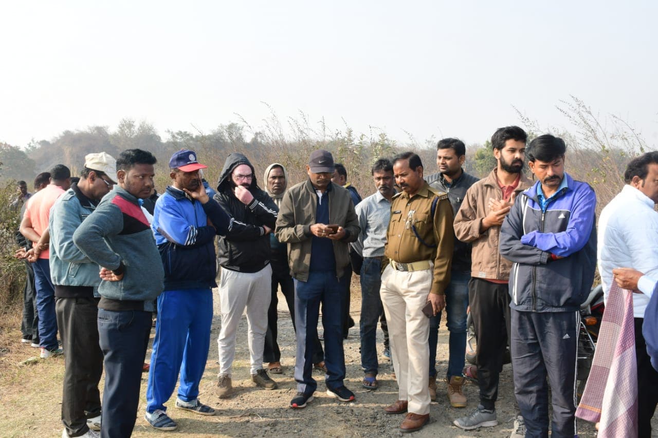Jharkhand Crime News : बोकारो से लापता युवक का शव कूलिंग पौंड में मिला, आत्महत्या या हत्या की गुत्थी सुलझाने में जुटी पुलिस
