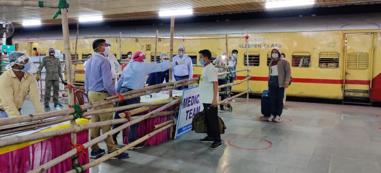 झारखंड के इन जिलों को बंगाल व ओड़िशा से चलने वाली ट्रेन का भी मिलेगा लाभ, सप्ताह में दो दिन रांची से चलेगी स्पेशल ट्रेन, कैसे बुक करें टिकट