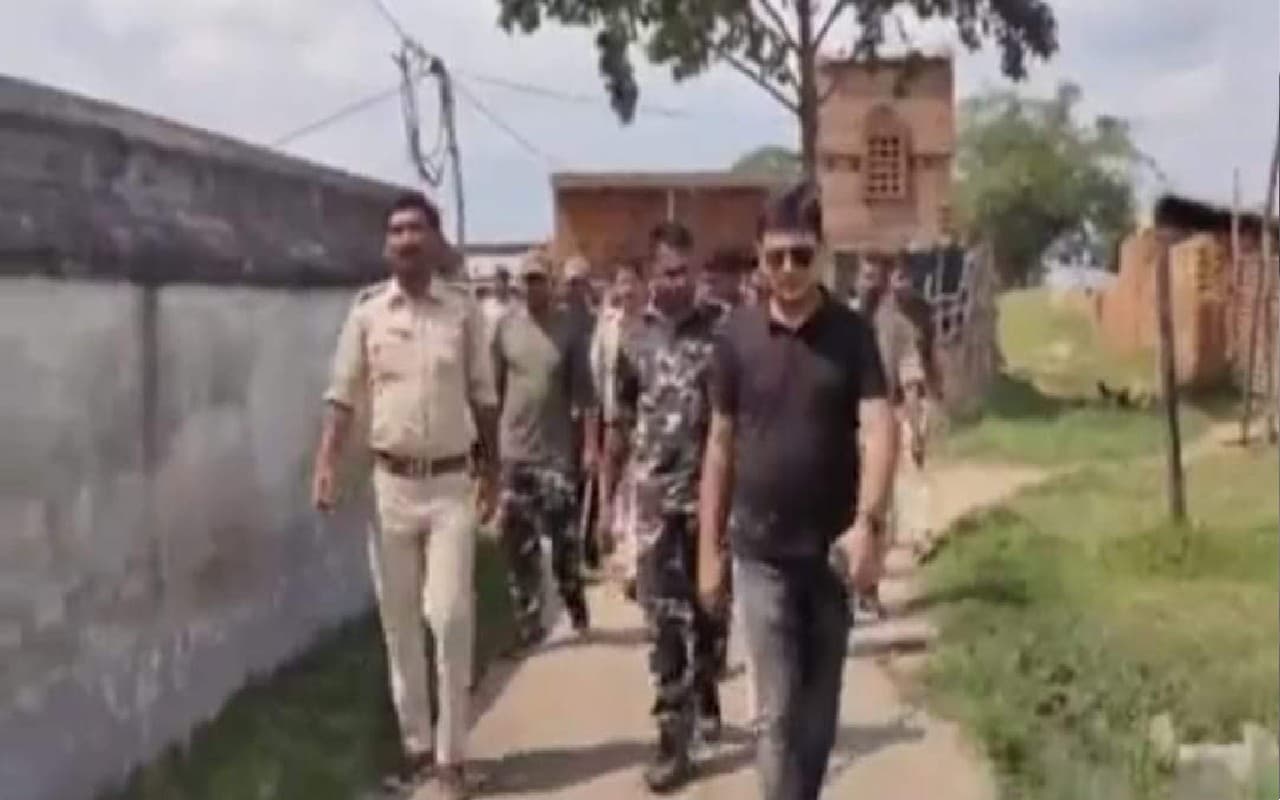 बीरभूम के दुबराजपुर में तृणमूल के दो गुटों में संघर्ष, मारपीट-बमबाजी, भारी संख्या में पुलिस बल तैनात