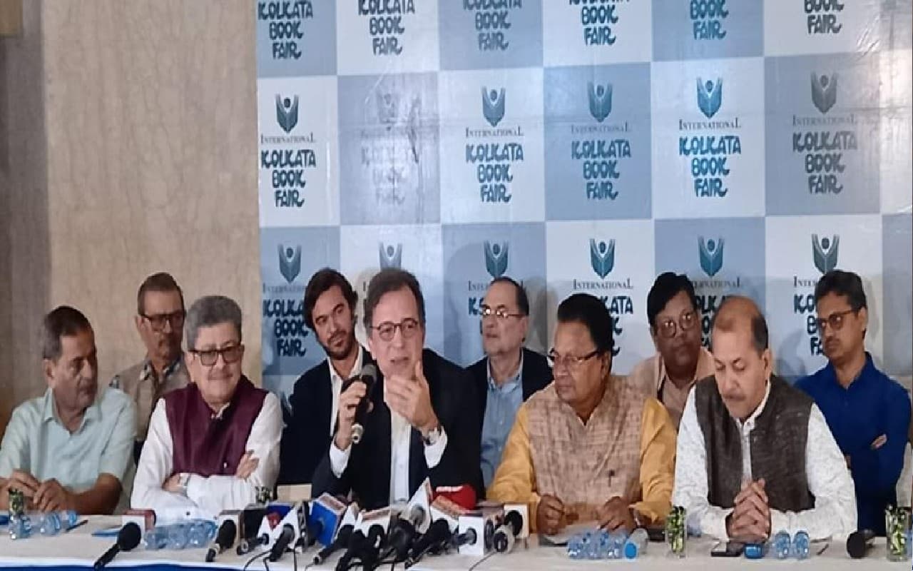 बंगाल : 30 जनवरी से शुरु होगा 46वां इंटरनेशनल कोलकाता बुक फेयर, मुख्यमंत्री करेंगी उद्घाटन बंगाल : 30 जनवरी से शुरु होगा 46वां इंटरनेशनल कोलकाता बुक फेयर, मुख्यमंत्री करेंगी उद्घाटन