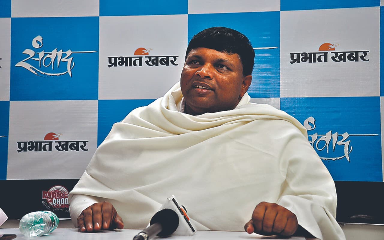 किसान सम्मान समारोह में बोले मंत्री बादल पत्रलेख- त्याग की प्रतिमूर्ति होते हैं अन्नदाता, योगदान भूल सकते