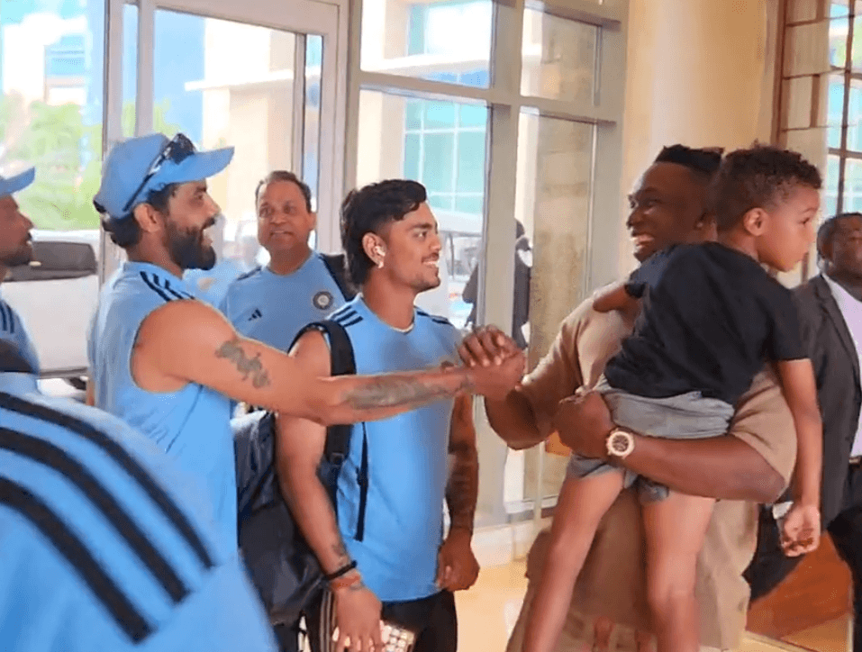 IND vs WI: त्रिनिदाद में वेस्टइंडीज के इस 'Champion' खिलाड़ी ने किया टीम इंडिया का स्वागत, वीडियो वायरल