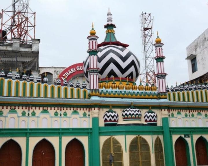 Ramadan 2023: मस्जिदों में इमाम की पोस्टिंग शुरू, जानें कब है रमजान, बरेली में खजूर से सजी दुकानें