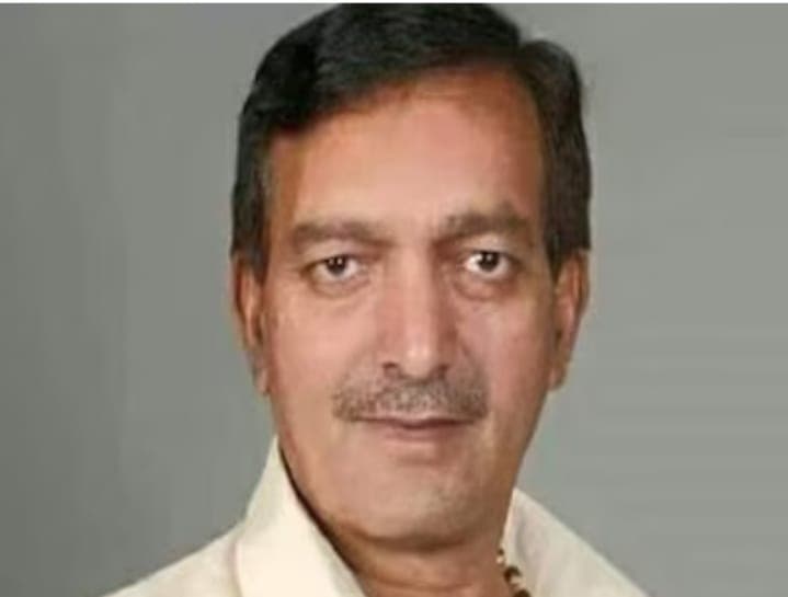 बरेली-पीलीभीत लोकसभा क्षेत्र के प्रभारी बने वीरपाल सिंह यादव, अगम मौर्य को आंवला संसदीय क्षेत्र का जिम्मा