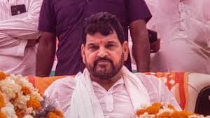 UP News: छह साल में 14 बार बदली जांच, अब सांसद बृजभूषण शरण सिंह ने अपने फर्जी लेटर पैड को लेकर की शिकायत