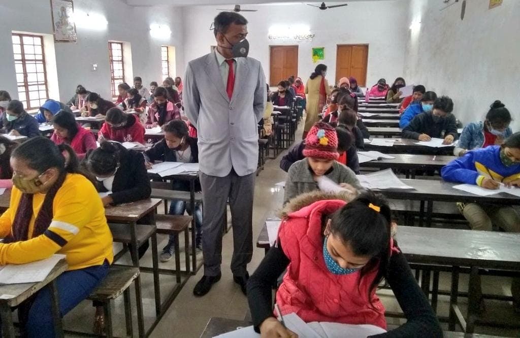 जवाहर नवोदय विद्यालय गढ़वा की प्रवेश परीक्षा में 3172 परीक्षार्थी होंगे शामिल