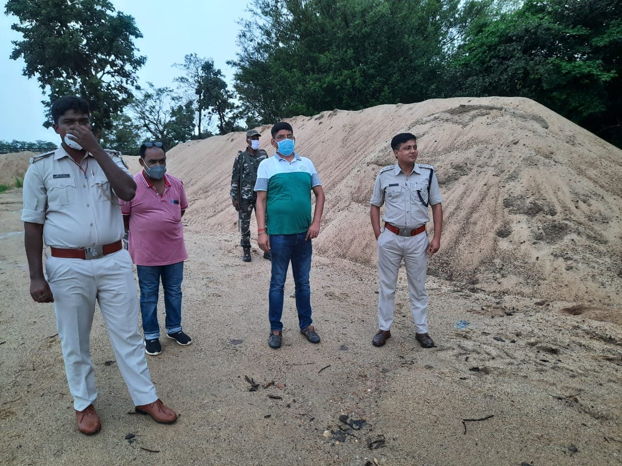 बालू के भंडारण में बड़े पैमाने पर धांधली की आशंका, मंत्री बोले- जांच शुरू, दोषियों पर होगी कड़ी कार्रवाई