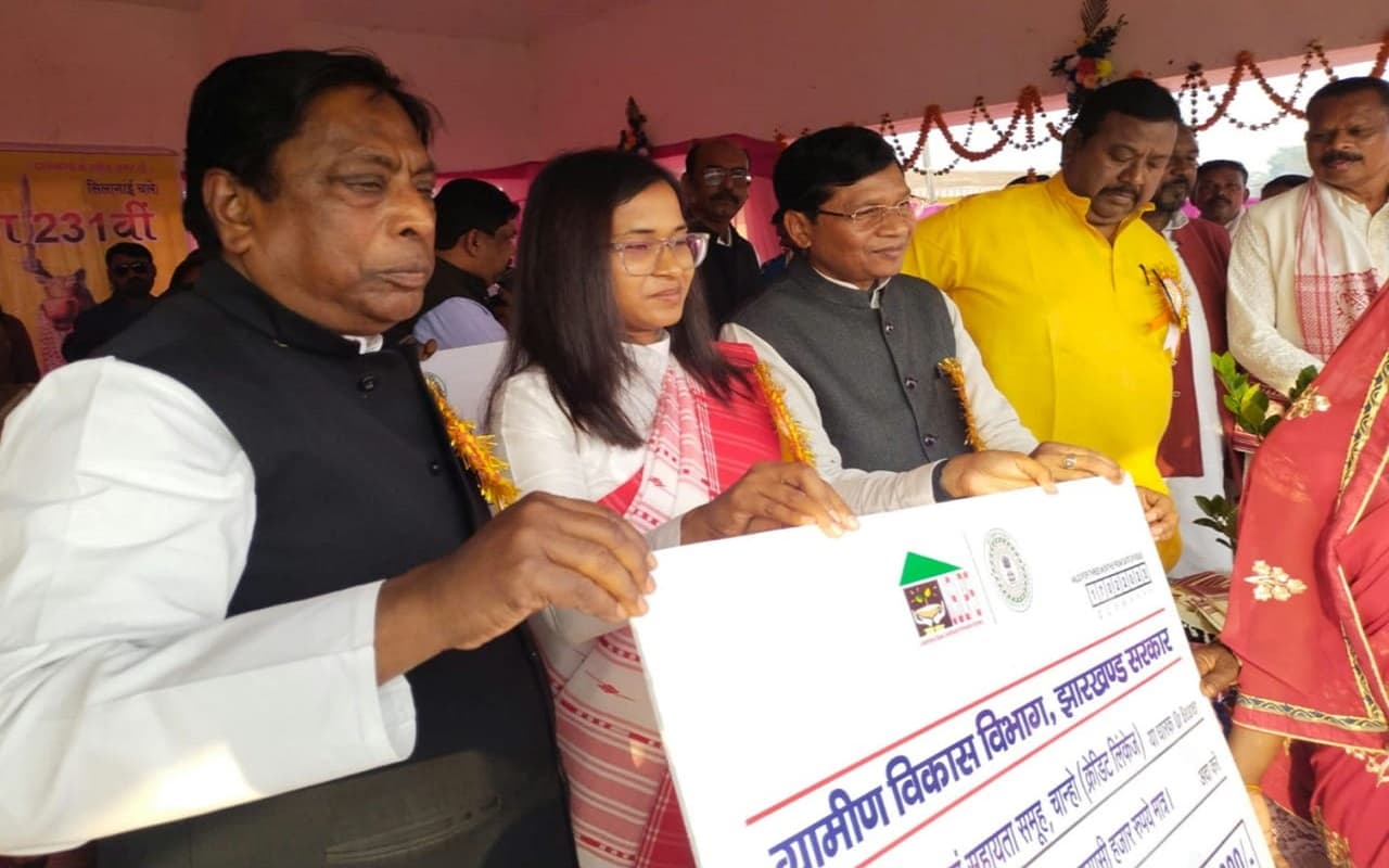 झारखंड: लरका विद्रोह के महानायक शहीद बुधु भगत की जयंती पर क्या बोले ग्रामीण विकास मंत्री आलमगीर आलम ?