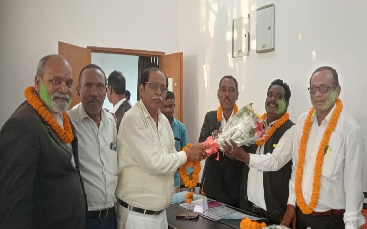 Jharkhand: रांची के बुंडू बार एसोसिएशन के अध्यक्ष निर्वाचित हुए राम चरण महतो, आनंद राम महतो बने उपाध्यक्ष