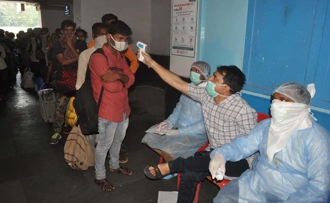 Coronavirus : एर्नाकुलम एक्सप्रेस से बक्सर में उतरे पांच सौ यात्री, 15 मिले कोरोना संदिग्ध