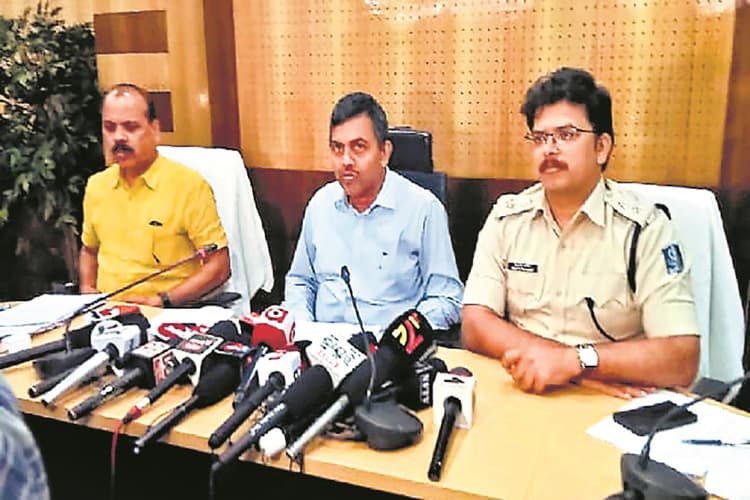 झारसुगुड़ा उप-चुनाव में आचार संहिता उल्लंघन करनेवालों पर होगी कार्रवाई : डीएम