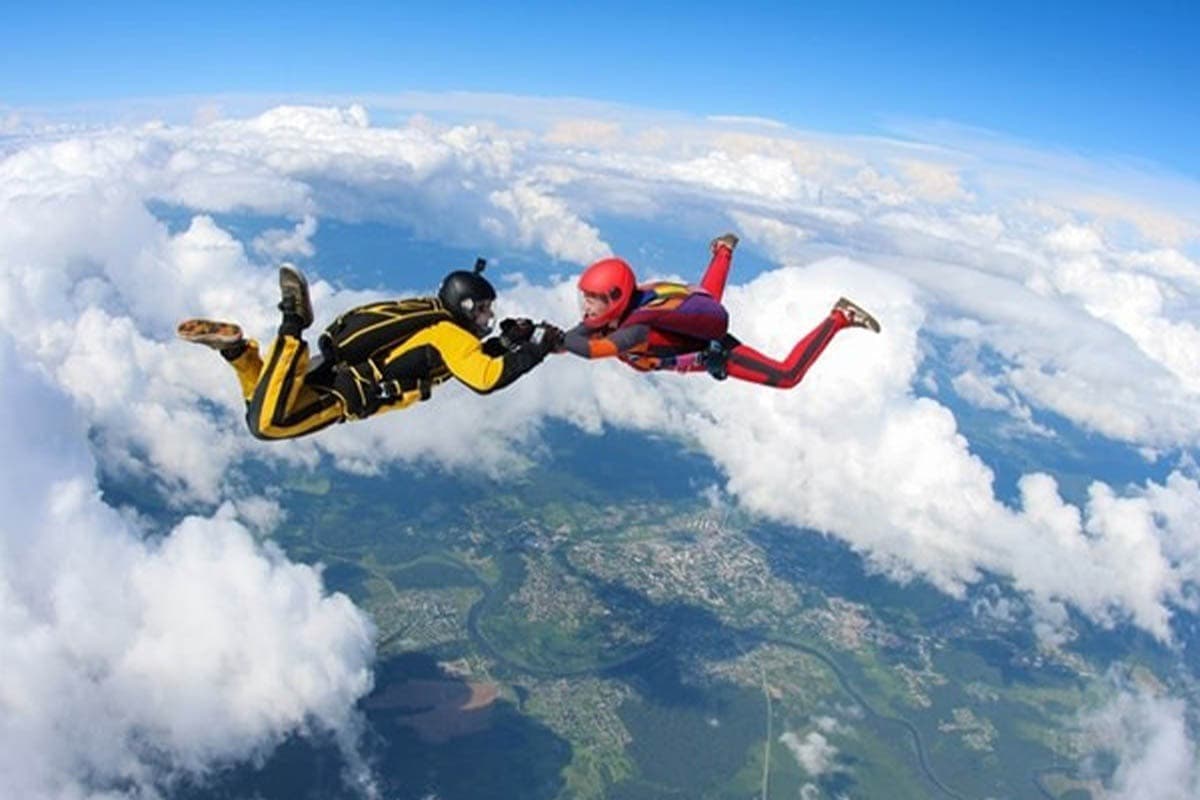 दिल्ली-एनसीआर में अब उठाइए Skydiving लुत्फ, जानिए लोकेशन और टिकट प्राइस