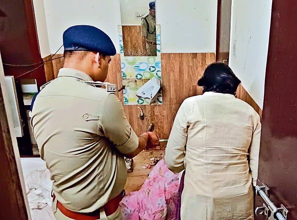 बिहार: महिला कांस्टेबल की हत्या के आरोपी पति की डायरी से पुलिस को मिले कई सुराग, जानिए हत्या के पीछे की वजह...