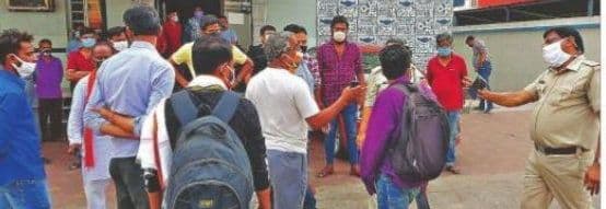 रानीगंज में TMC ने BJP पर लगाया रुपये बांटने का आरोप, पुलिस ने की छापेमारी