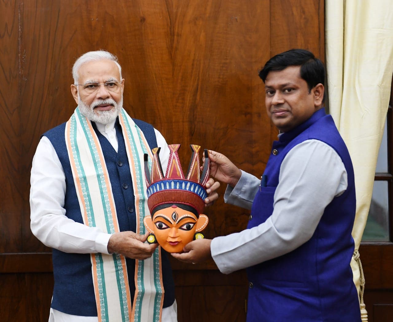 सांसद डॉ सुकांत मजूमदार ने की पीएम मोदी से मुलाकात, बंगाल को रियायत देने की मांग की