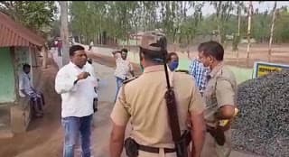 'शीतलकुची मत बनाओ, हमारी सरकार आ रही है सबको देख लेंगे', औसग्राम में TMC नेता ने पुलिस को दी धमकी