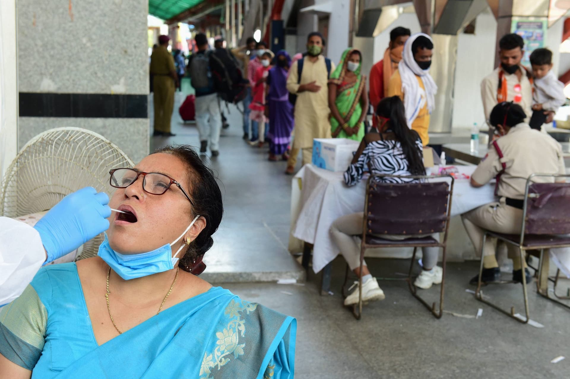 Coronavirus Outbreak : कोरोना ने तोड़े सारे रिकार्ड, ब्राजील को पीछे छोड़कर भारत फिर दूसरा सबसे संक्रमित देश बना