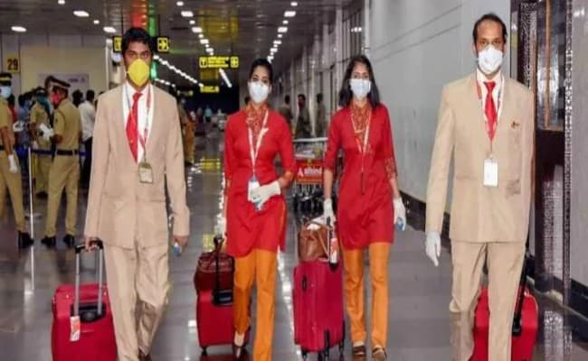 क्रू मेंबर्स की कोरोना वायरस रिपोर्ट निगेटिव होने पर ही उड़ान की इजाजत -एयर इंडिया