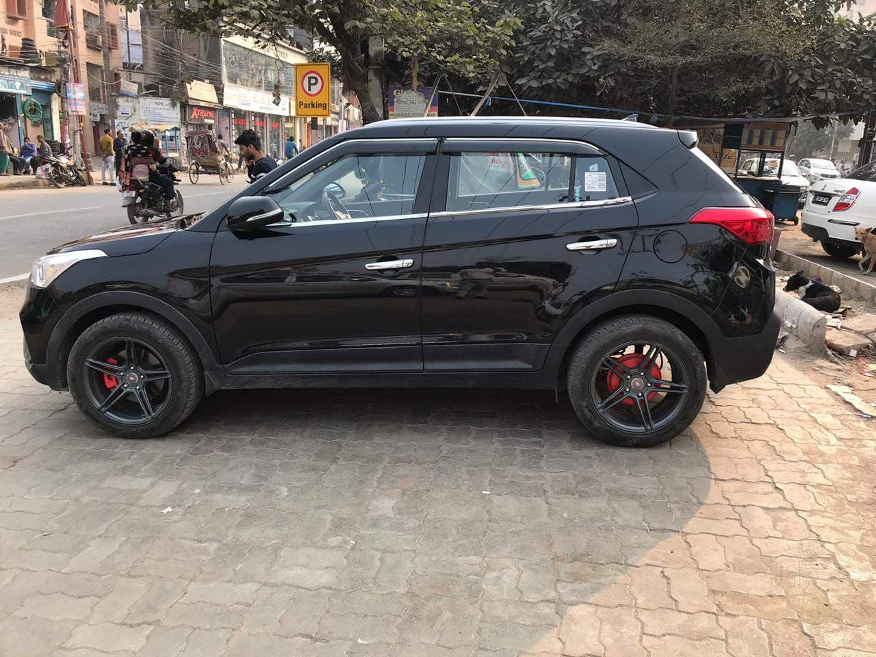 भारत बंद के दौरान पेट्रोल पंप पर लगी कार का शीशा तोड़ बदमाशों ने उड़ाए 3 लाख रुपये