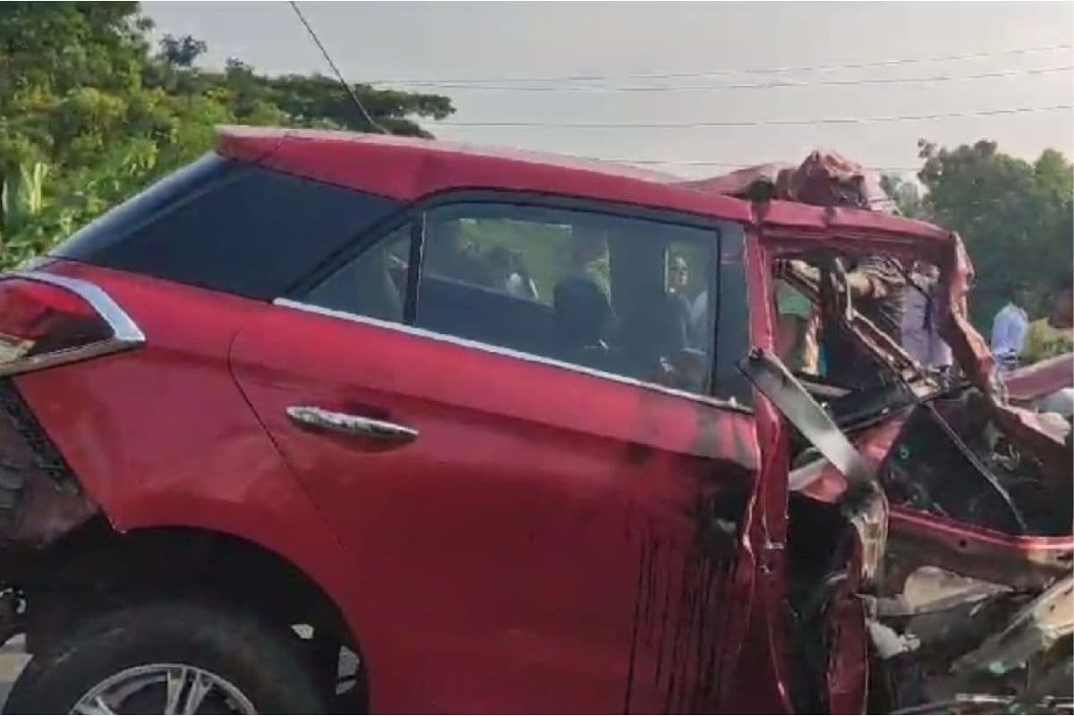 West Bengal : कोलकाता से दीघा के रास्ते में कांथी बाइपास पर बस और कार की टक्कर में तीन की मौत