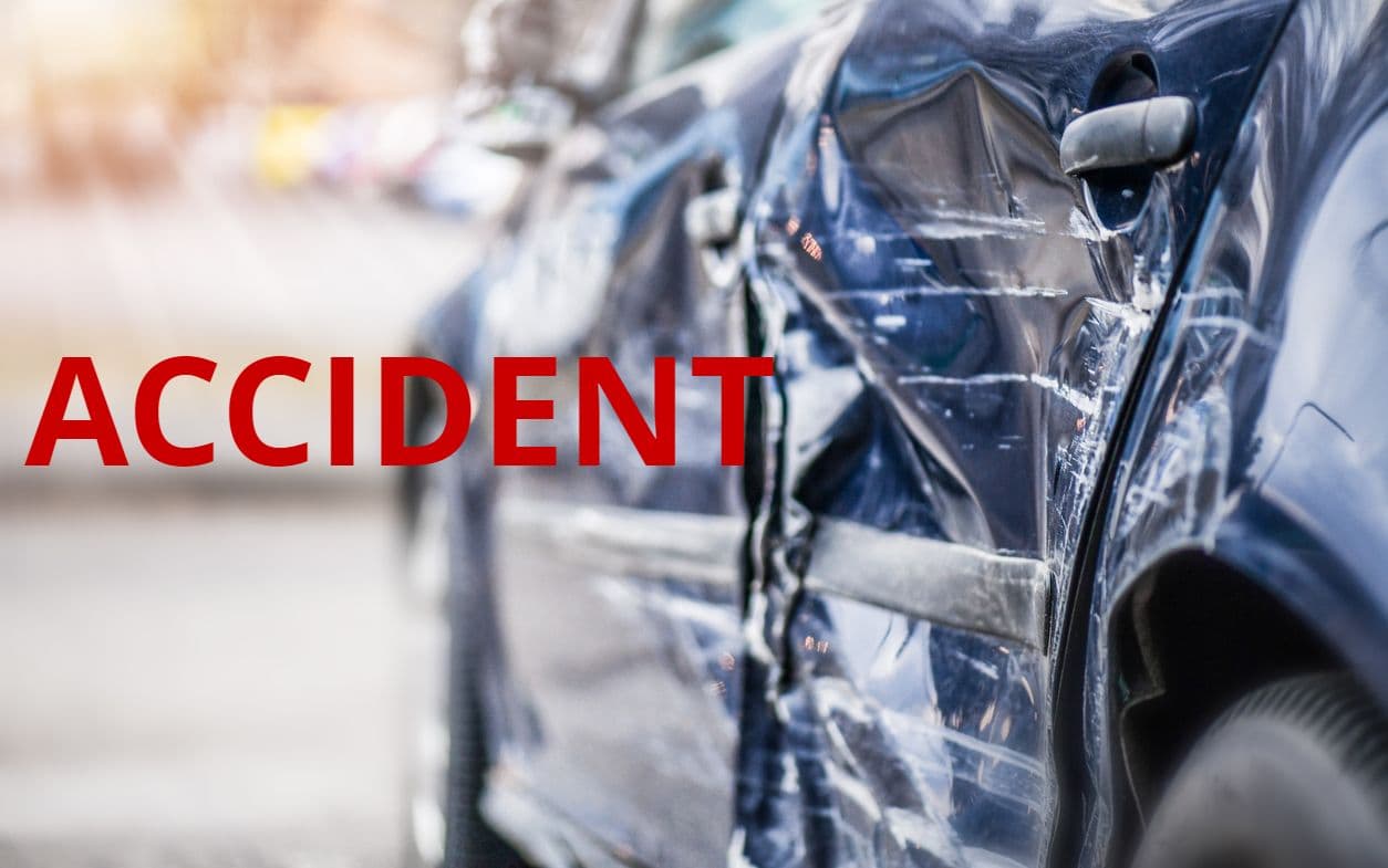 Uttar Pradesh News: यूपी के कन्नौज में दो ट्रक भिड़े, चार लोगों की मौत